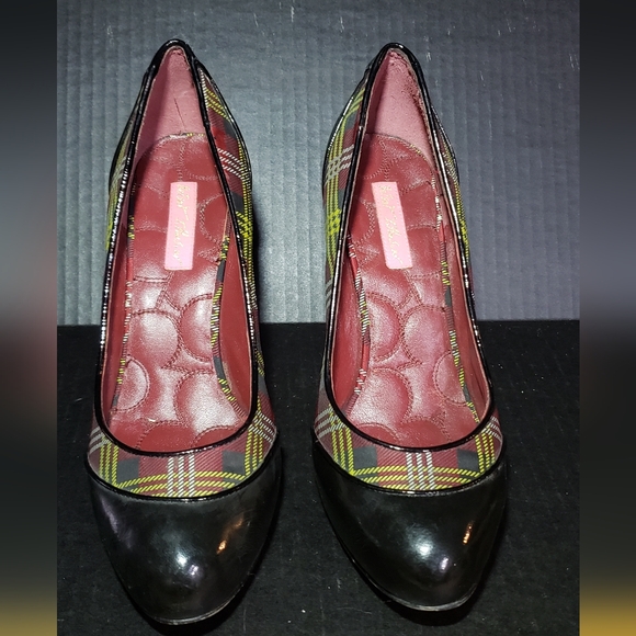 Betsey Johnson Plaid & Patent Pumps. Size 10. - Picture 4 of 9